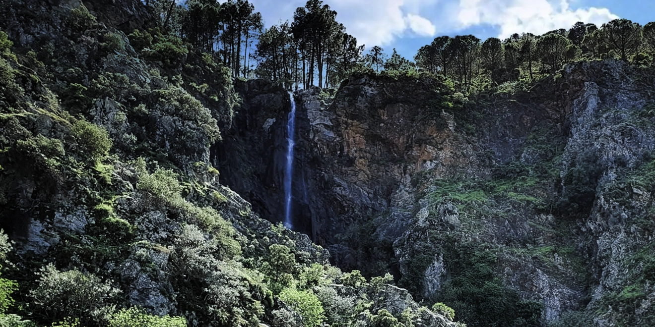 Rutas de las cascadas en Tolox