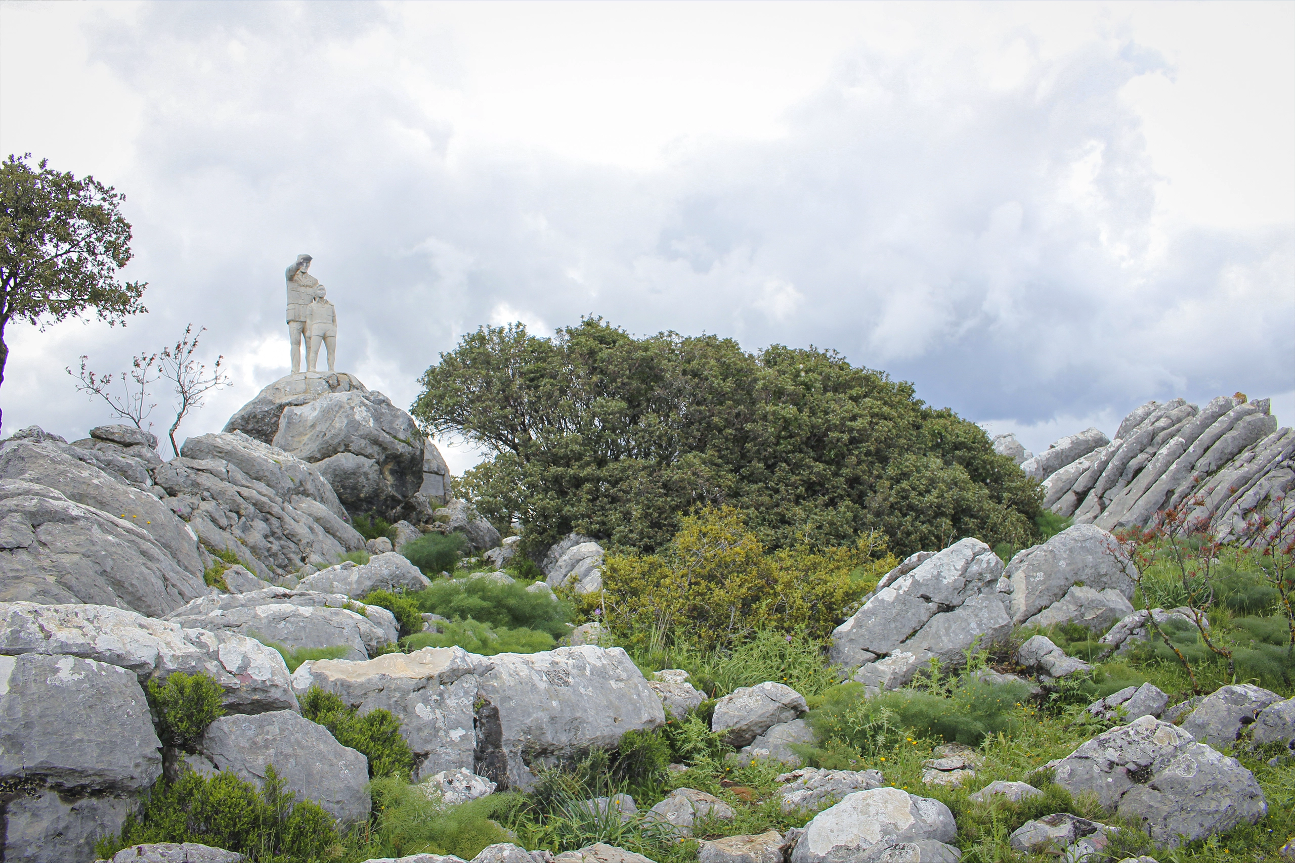 Monumento Guarda Forestal El Burgo