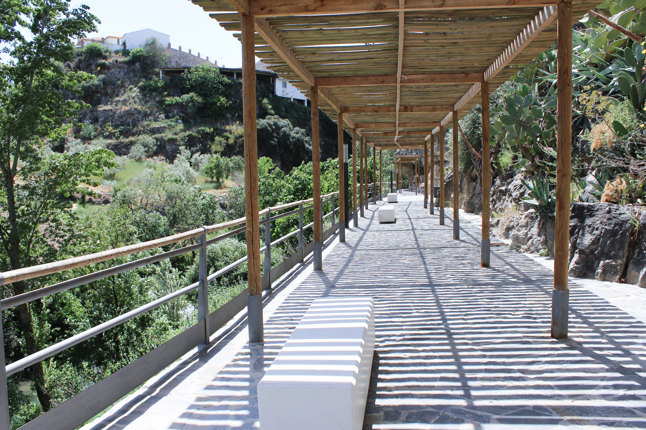 Paseo de la Acequia del Molino