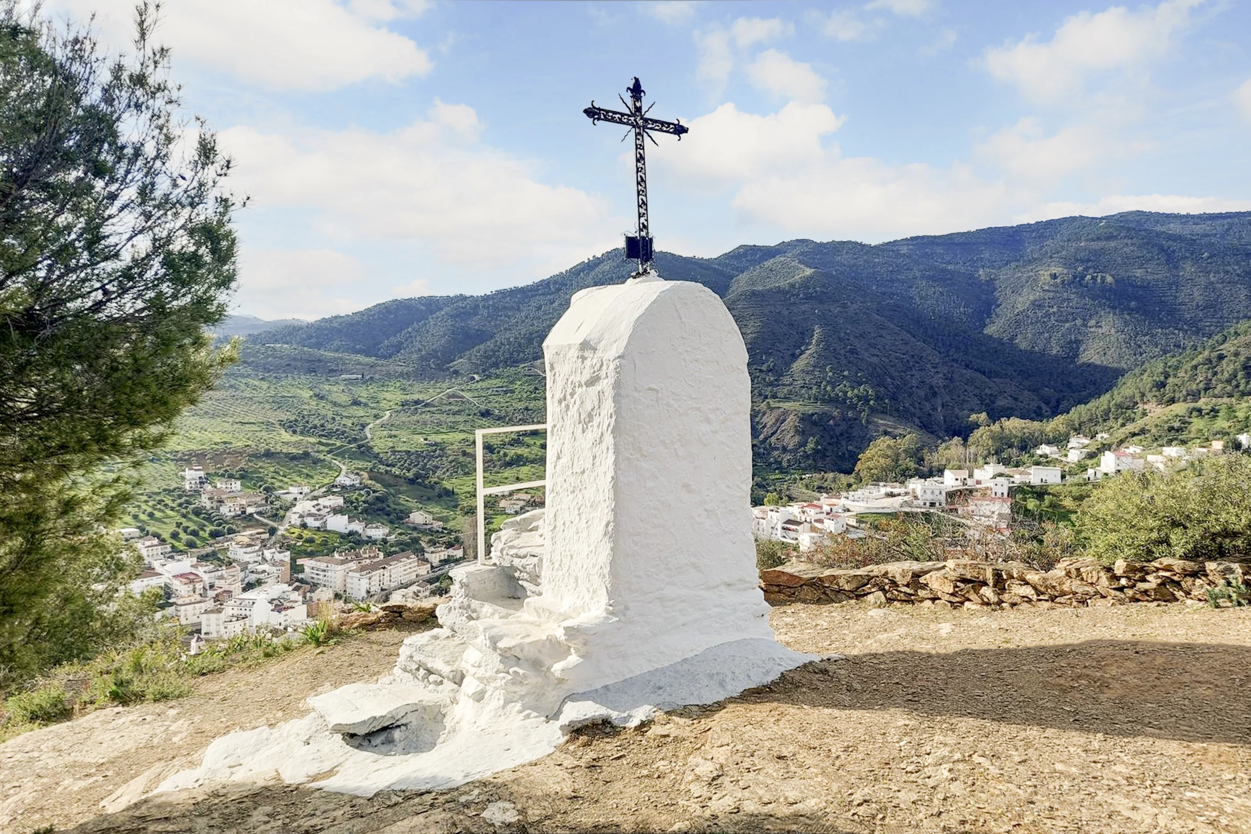 Cruz Del Padre Ventura