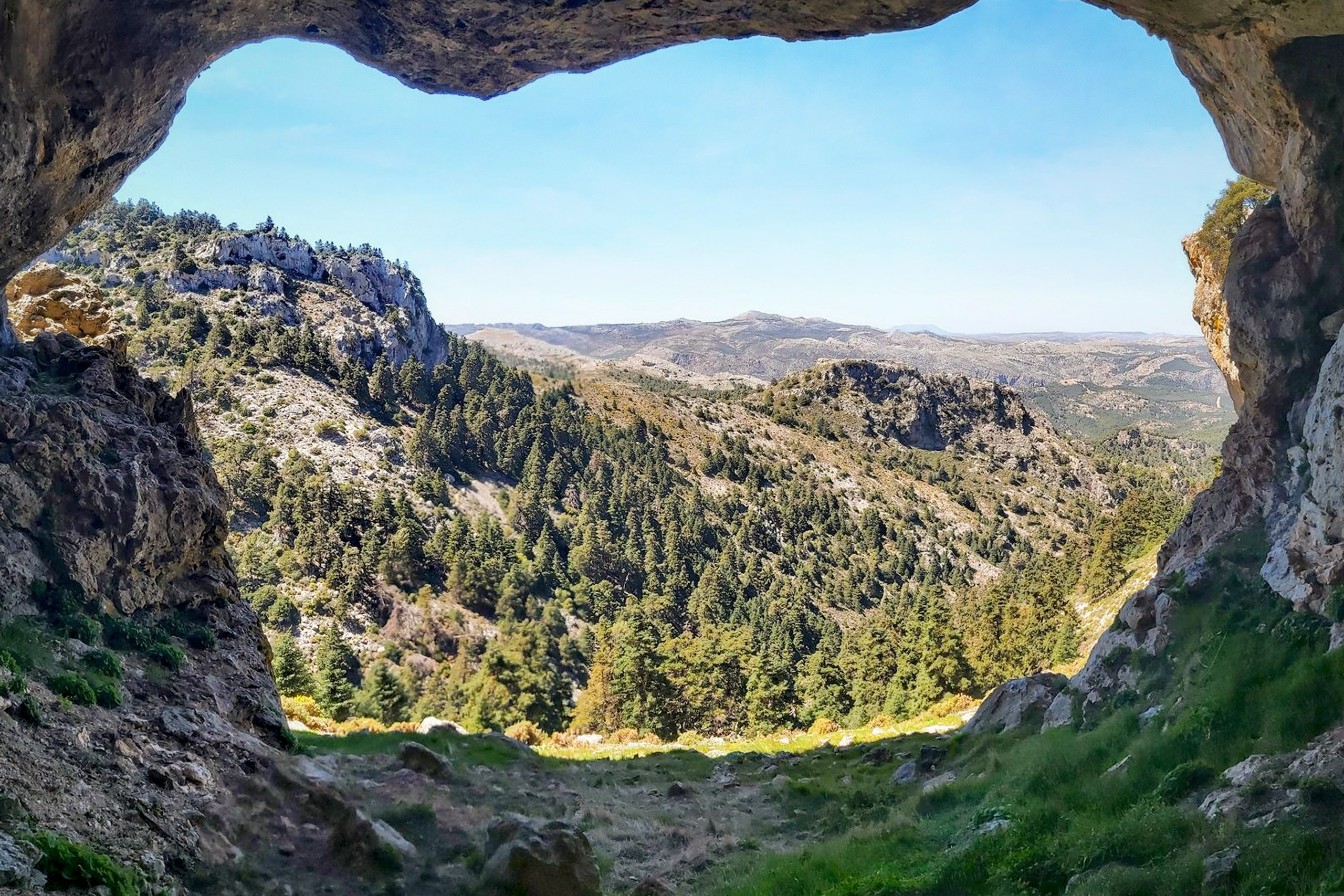 Cueva de las Tres Puertas