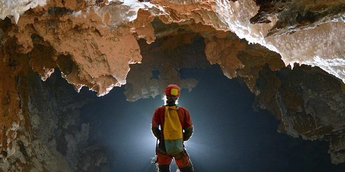 Descubren en la Sierra de las Nieves el mayor sistema subterráneo de Andalucía