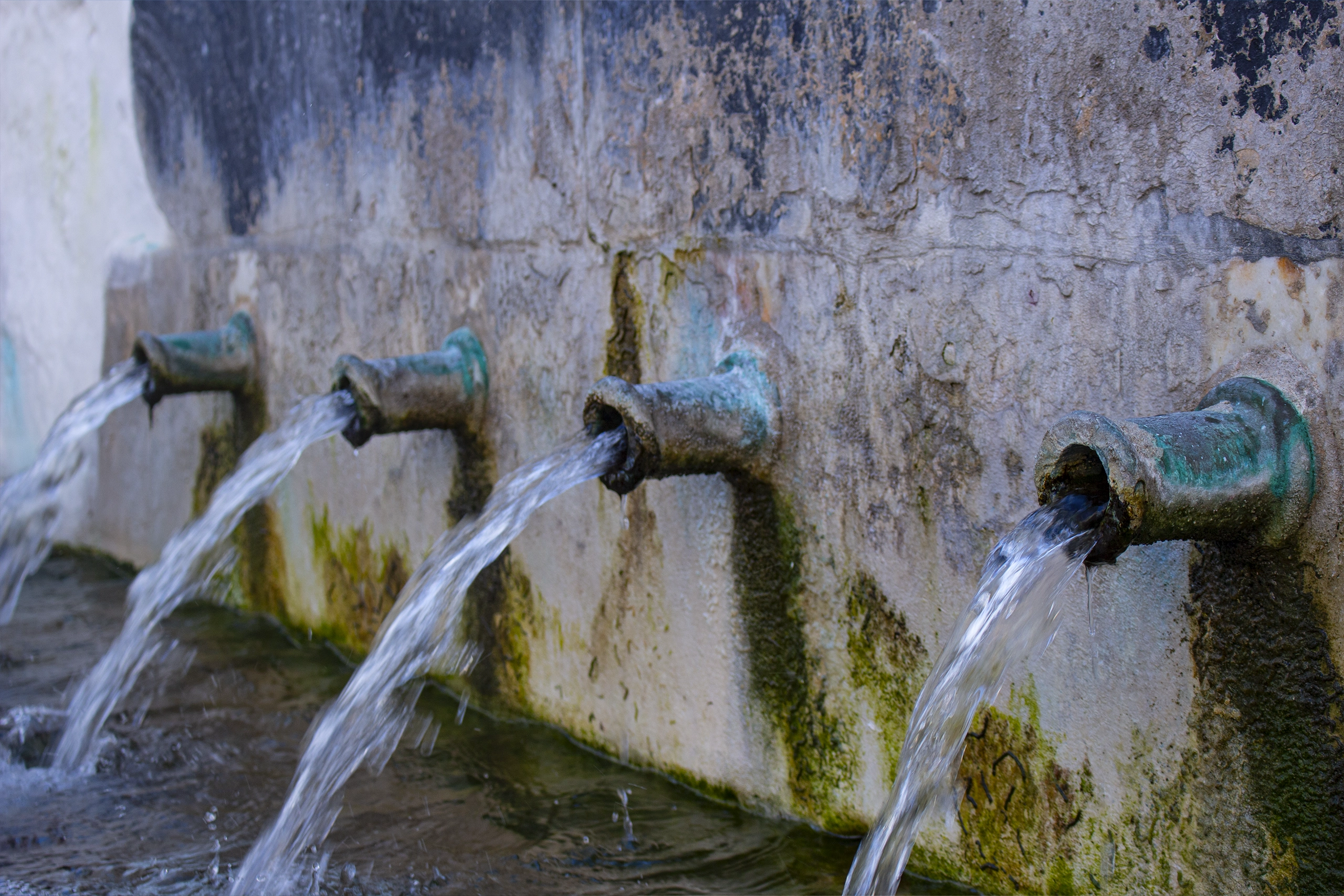 Fuente de la Jaula