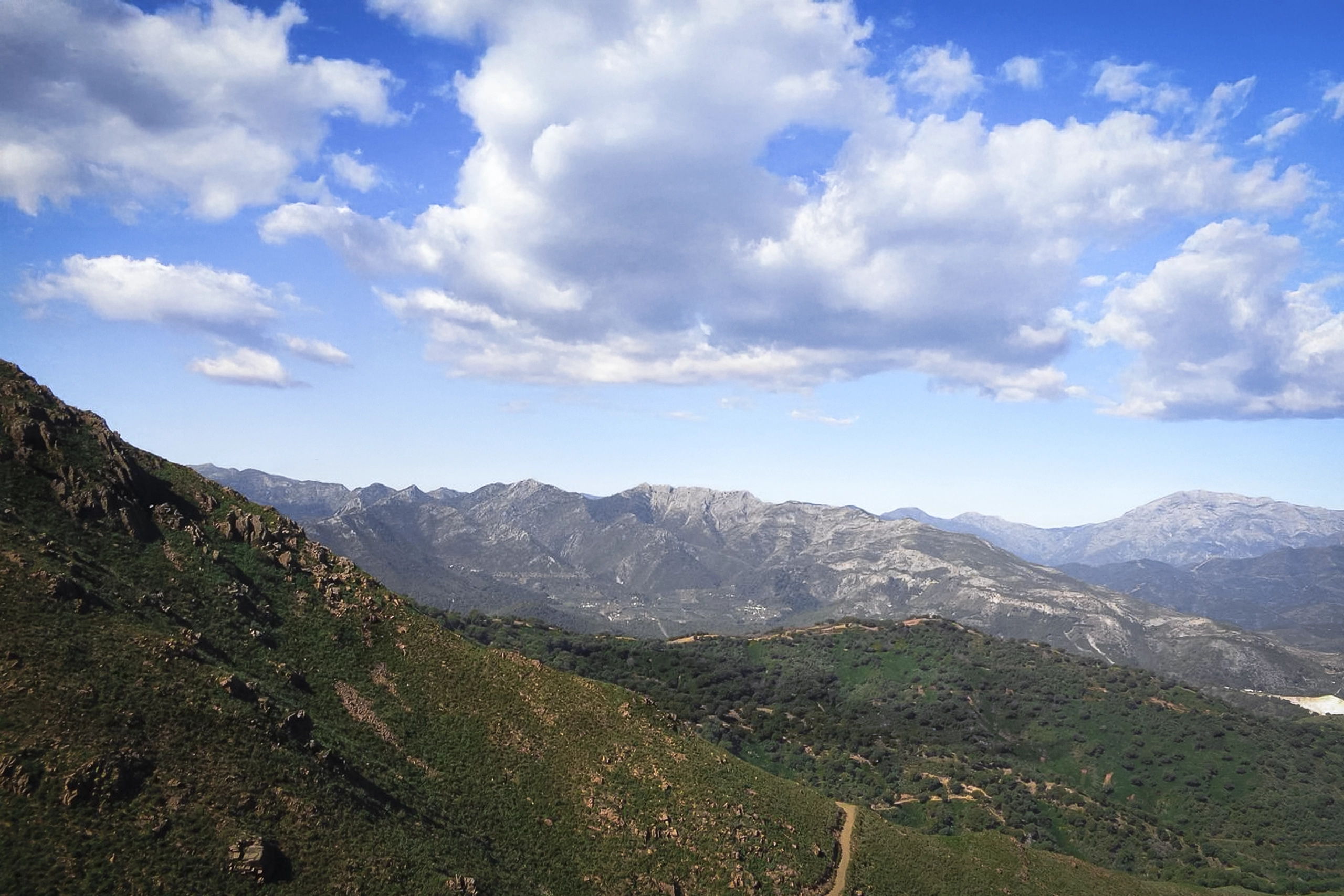 Vista panorámica desde Alpujata - Sierra de las Nieves