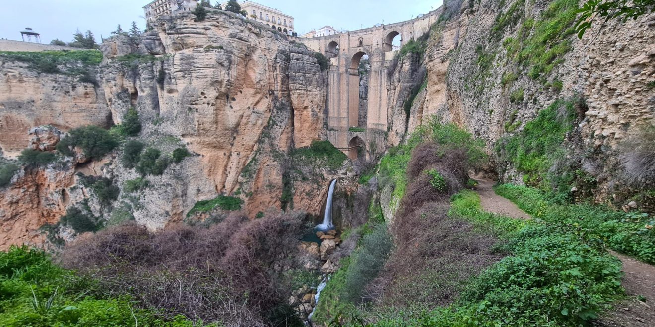 Retiro de Yoga y Senderismo en la Serranía de Ronda