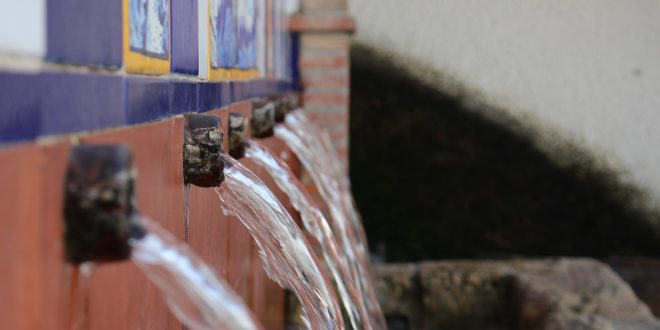 La Fuente y lavadero El Chorro