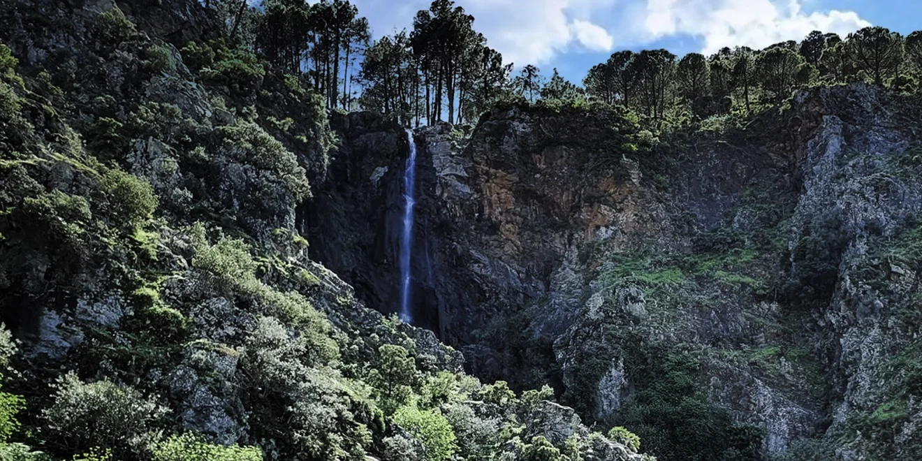 Rutas de las cascadas en Tolox